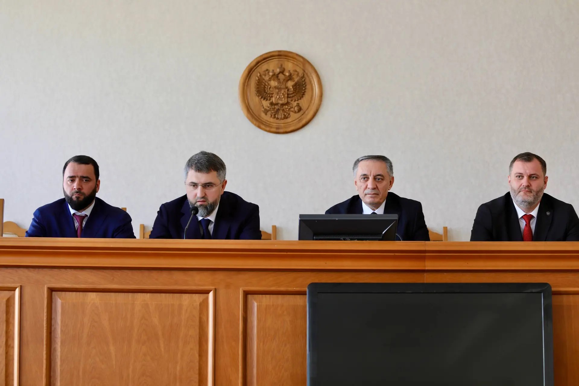 Магомед Рамазанов представил коллективу Минздрава Дагестана нового руководителя