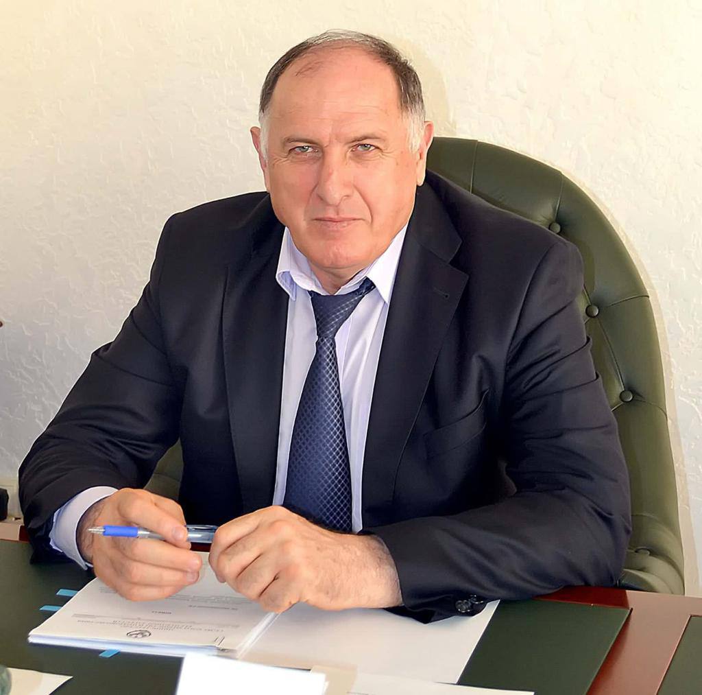 Абдулмуслим Абдулмуслимов поздравил дагестанцев с Международным днем защиты детей