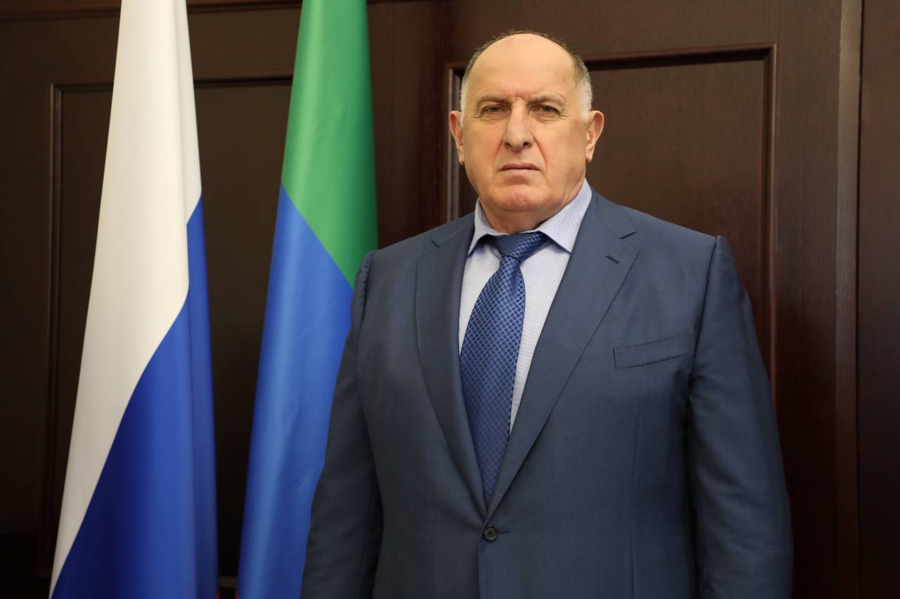 Абдулмуслим Абдулмуслимов поздравил архитекторов Дагестана с профессиональным праздником