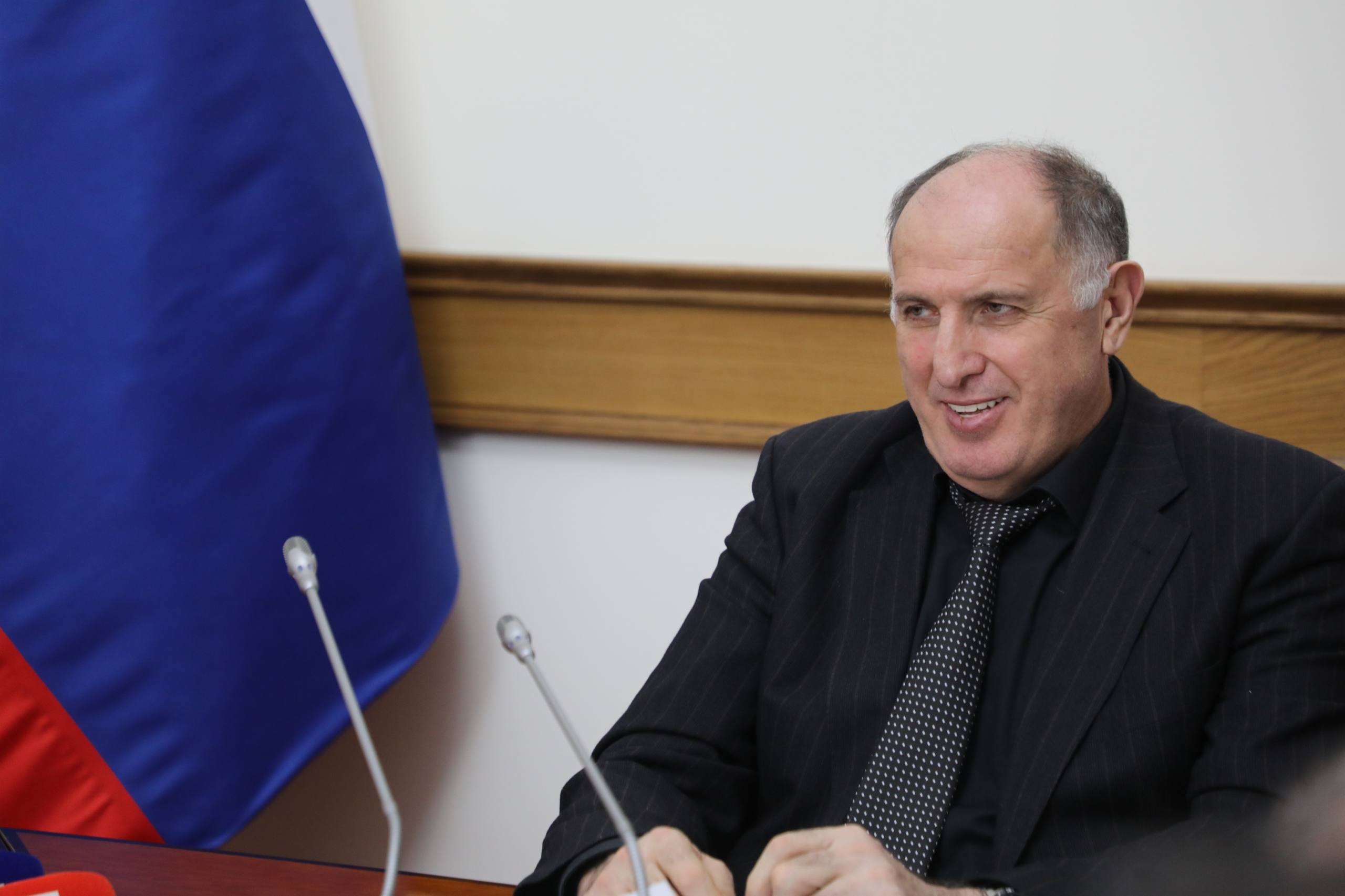 Абдулмуслим Абдулмуслимов обозначил задачи по обеспечению продовольственной безопасности