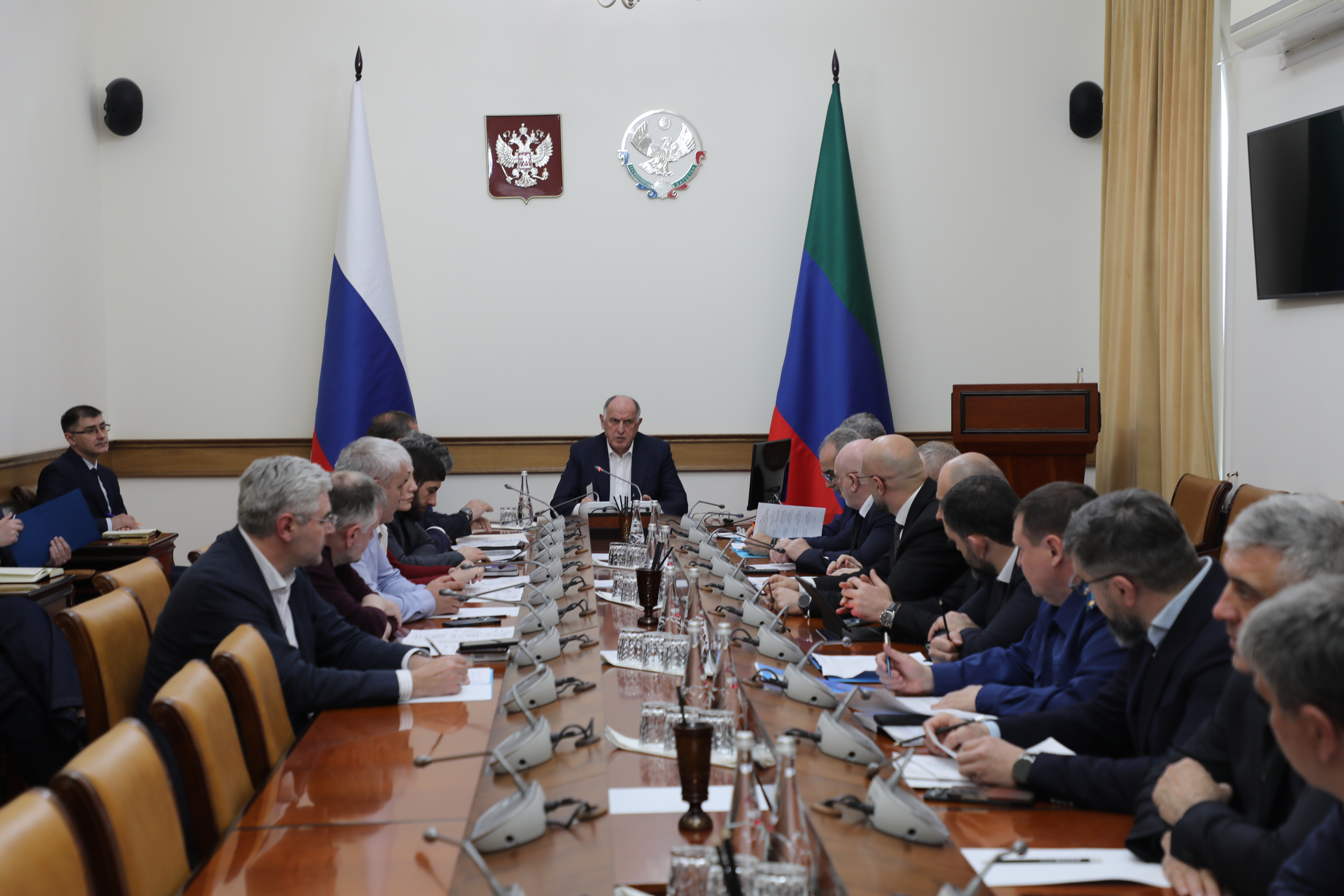 Более 250 кубов мусора вывезено с реки Черкес-Озень после выпадения обильных осадков